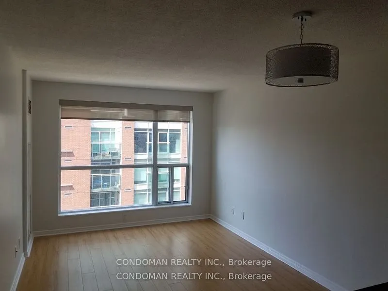230 King Street E, #909