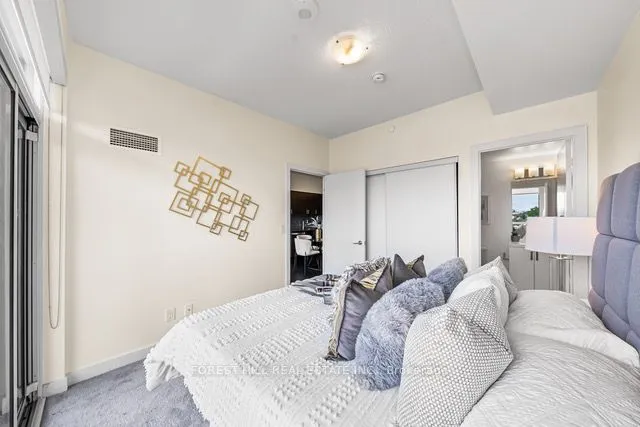 1603 Eglinton Avenue W, #319