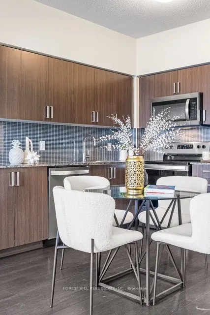 1603 Eglinton Avenue W, #319