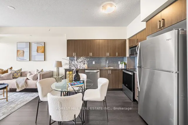 1603 Eglinton Avenue W, #319