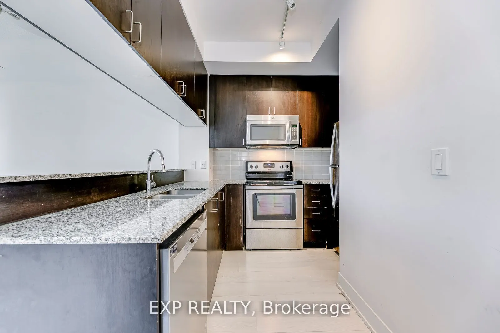 68 Merton Street, #610