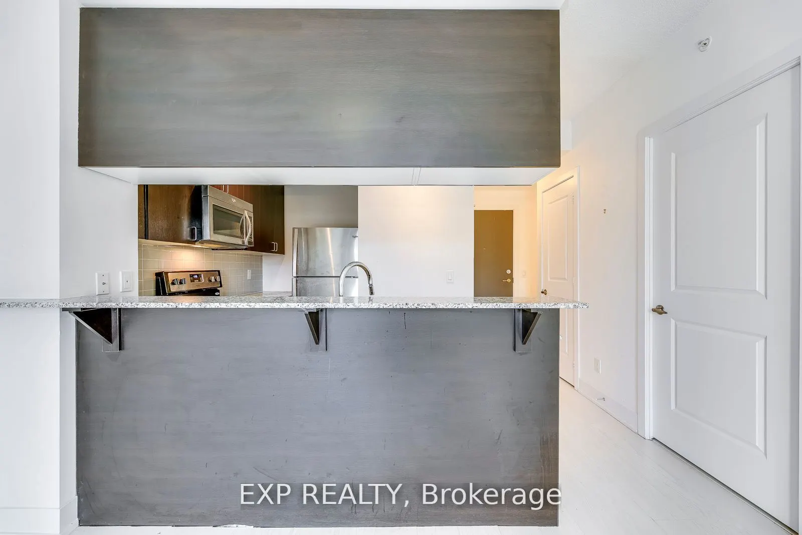 68 Merton Street, #610