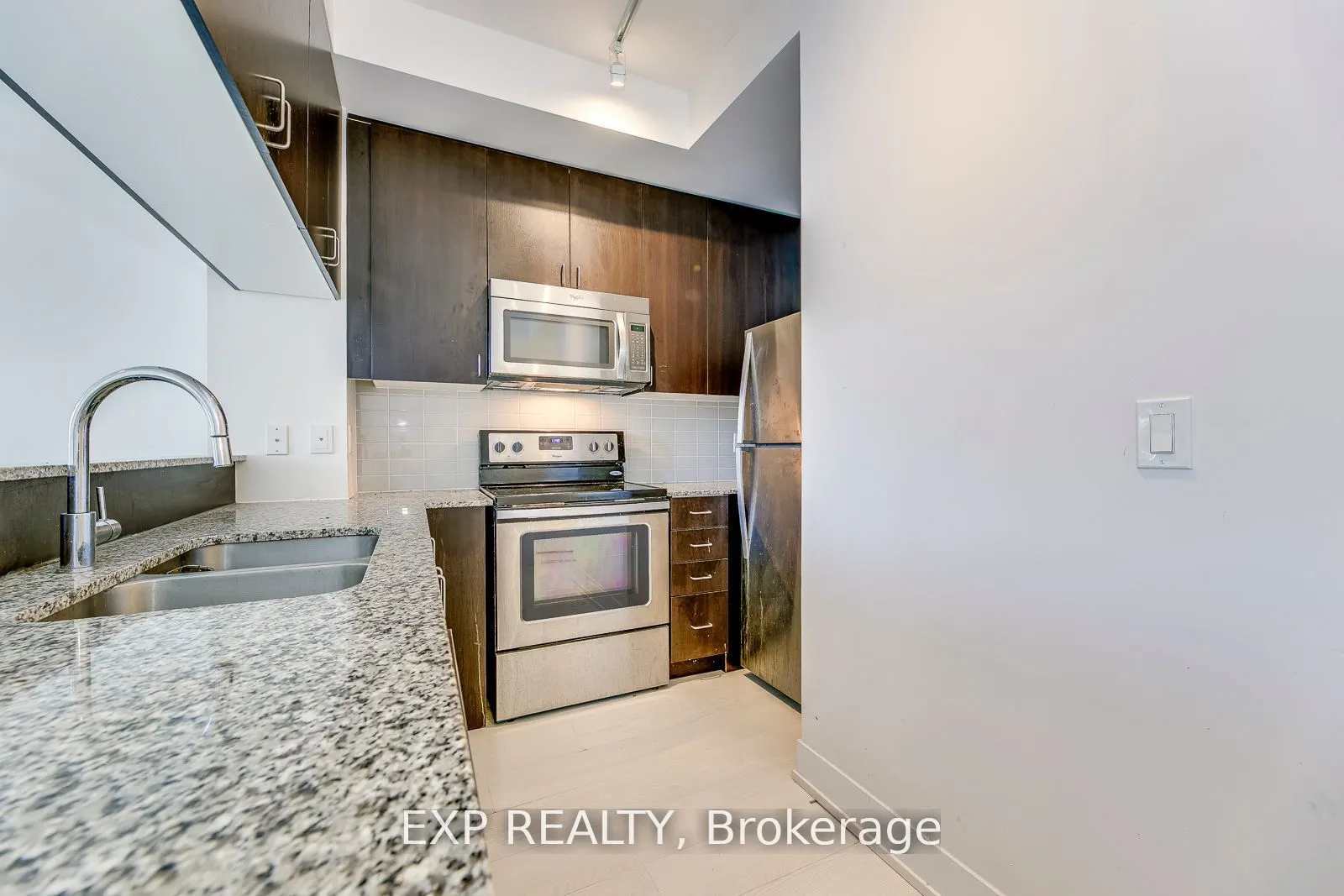 68 Merton Street, #610