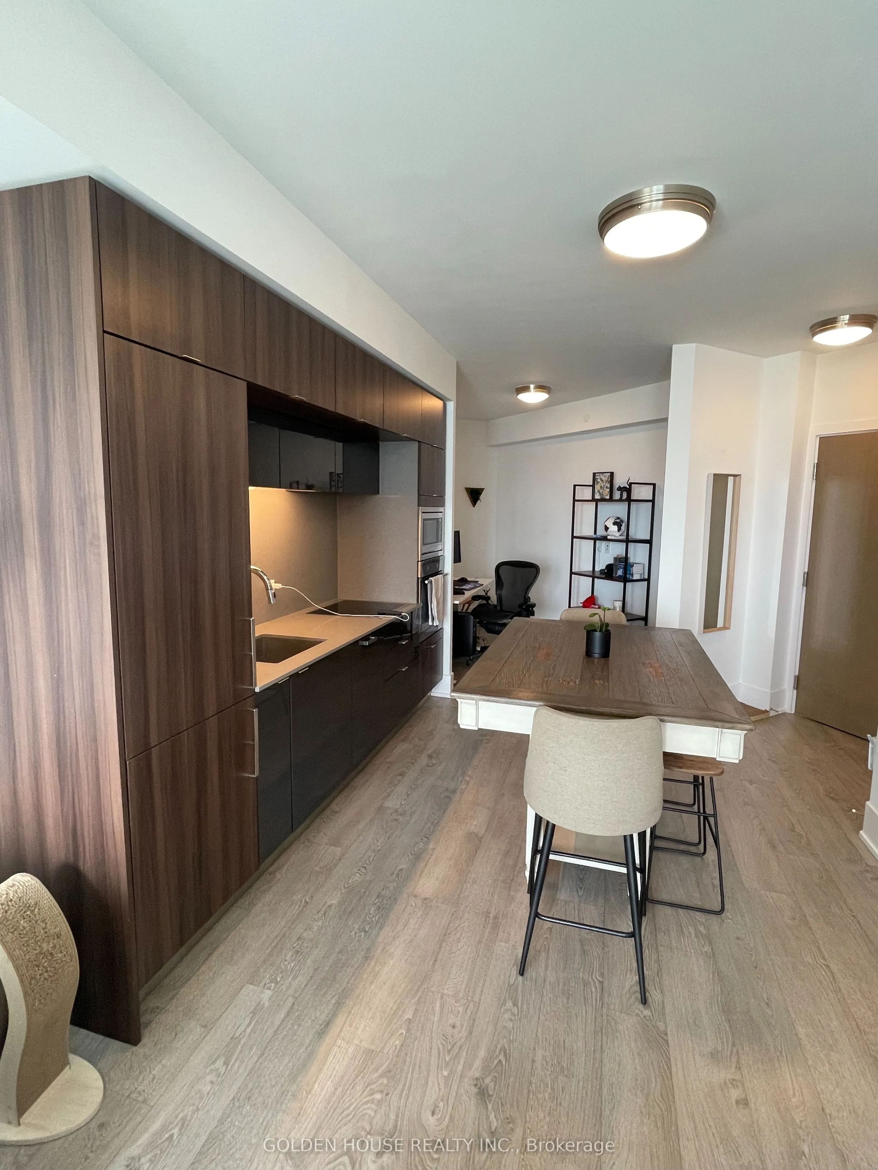 1 Edgewater Drive, #314