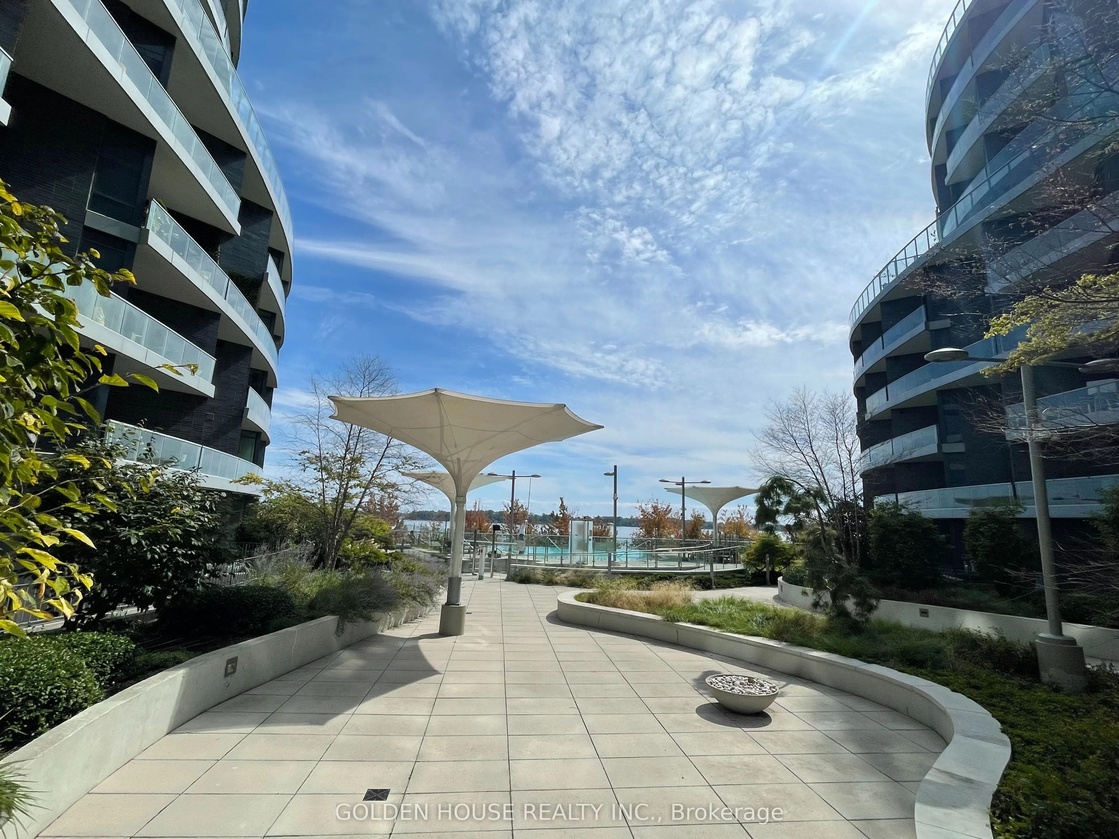 1 Edgewater Drive, #314