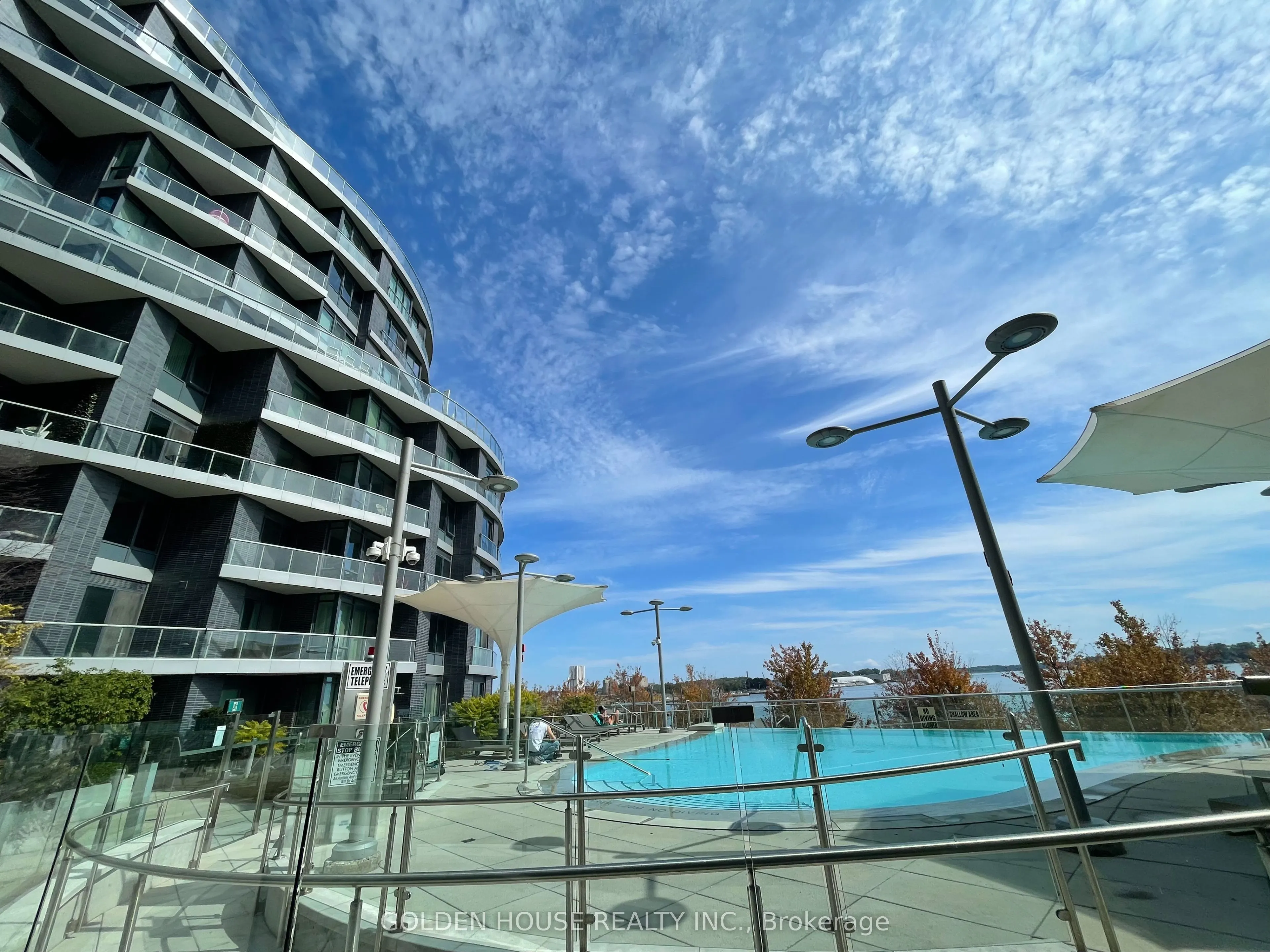 1 Edgewater Drive, #314