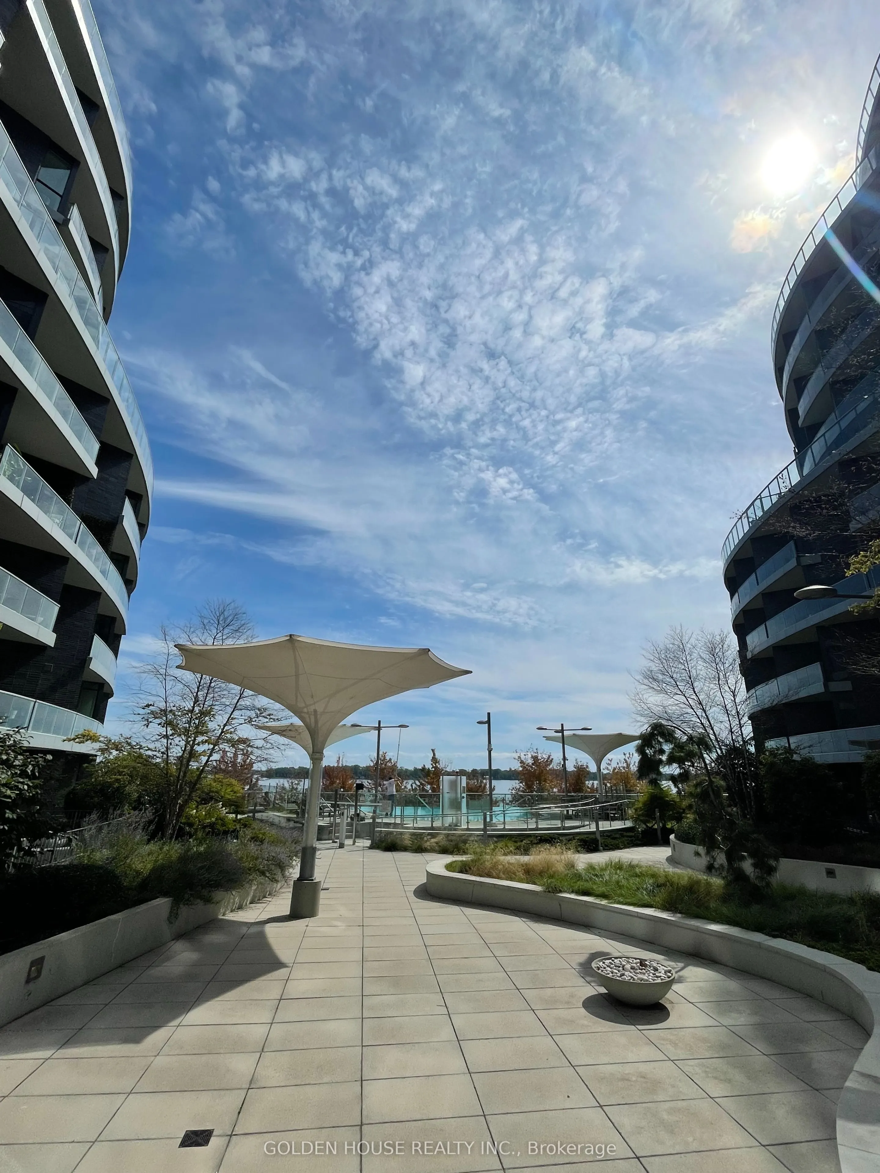 1 Edgewater Drive, #314