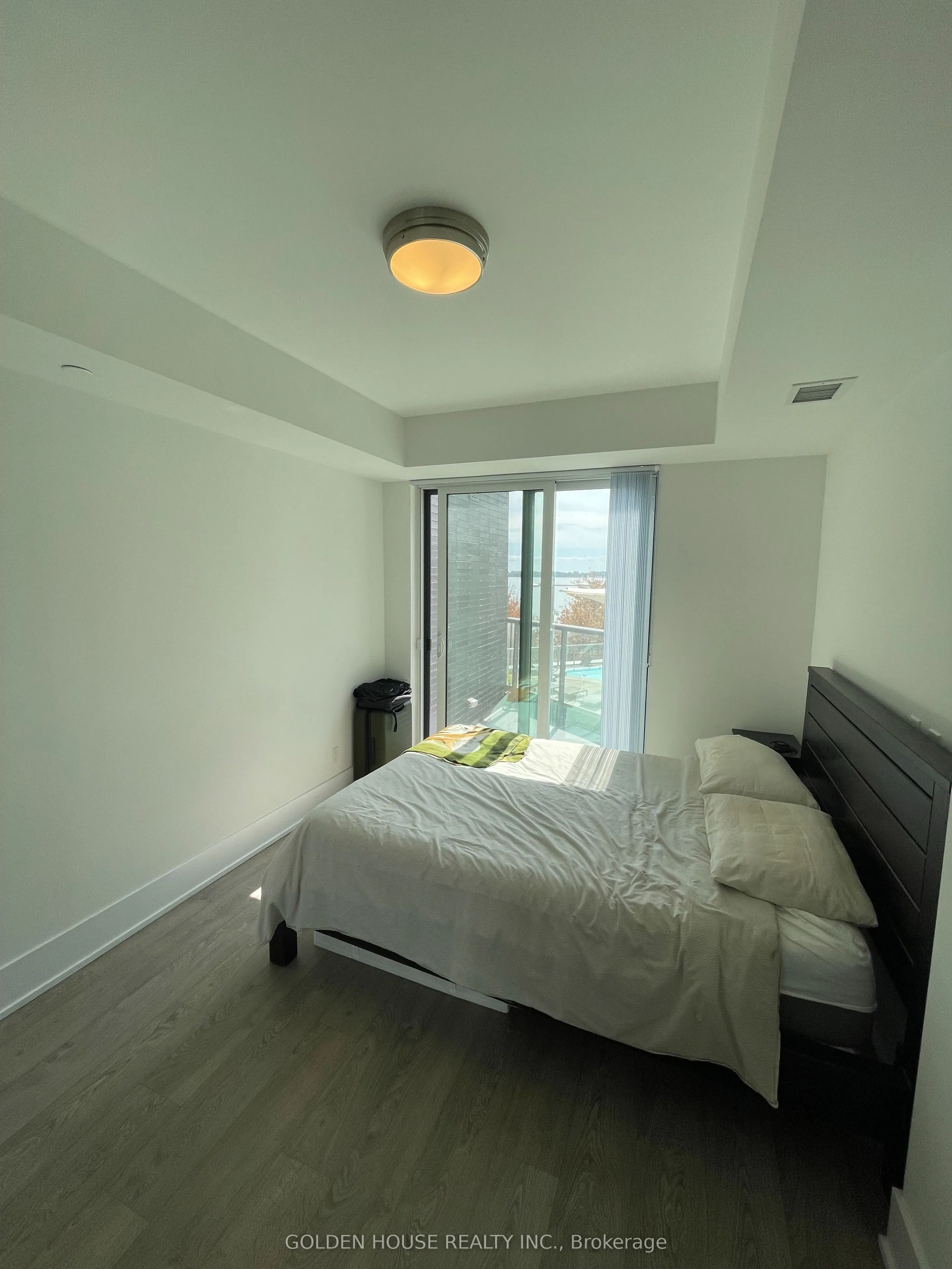1 Edgewater Drive, #314