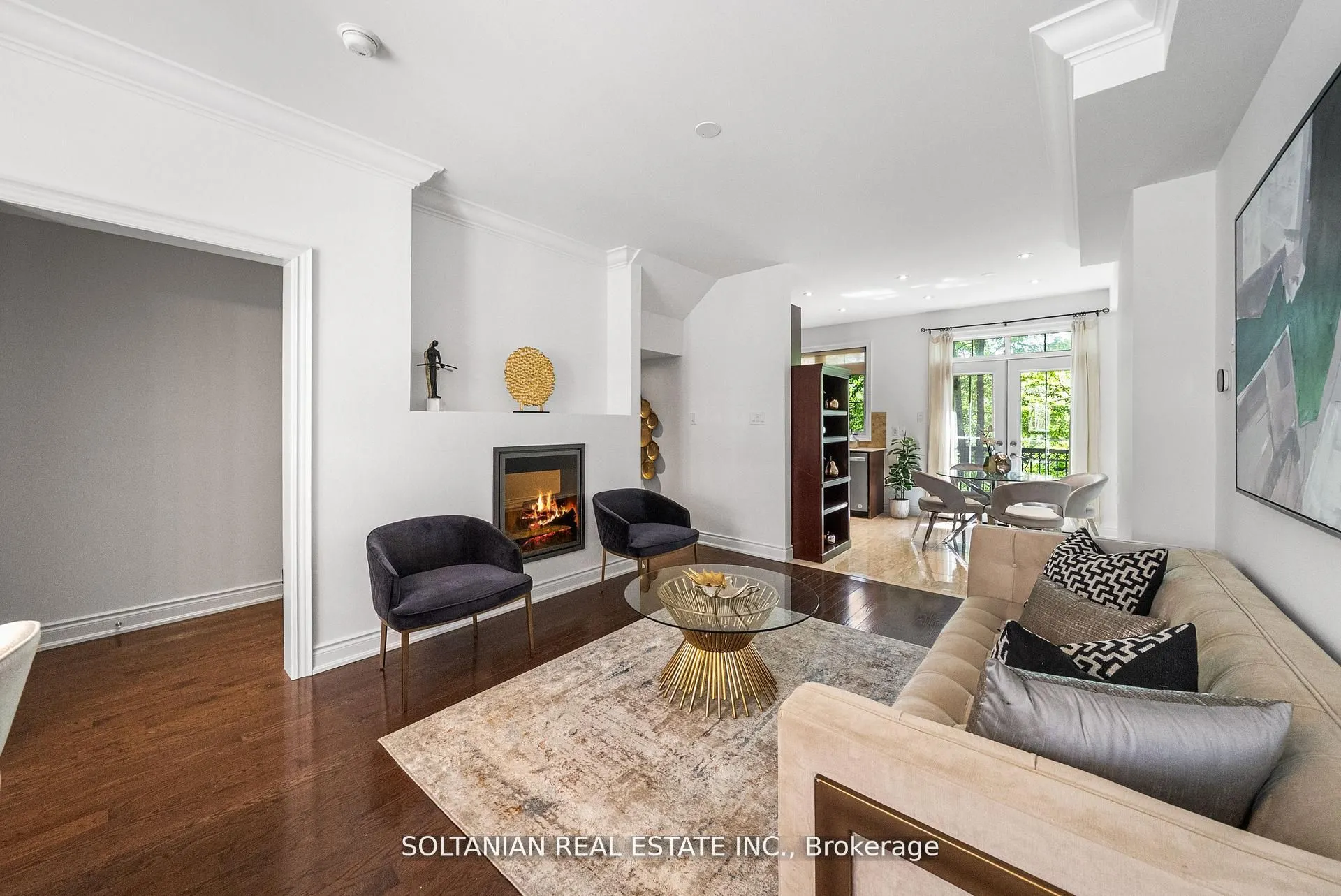 25 Slingsby Lane