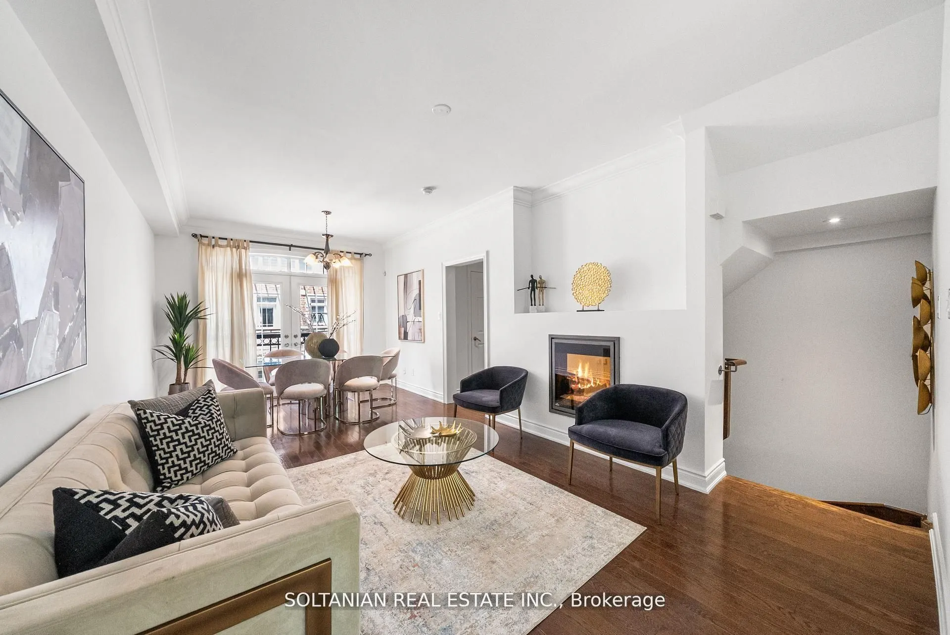 25 Slingsby Lane