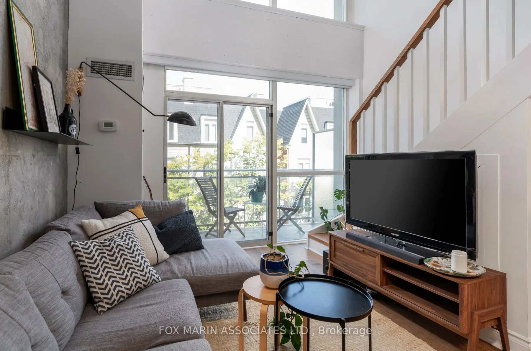 954 King Street W, #328