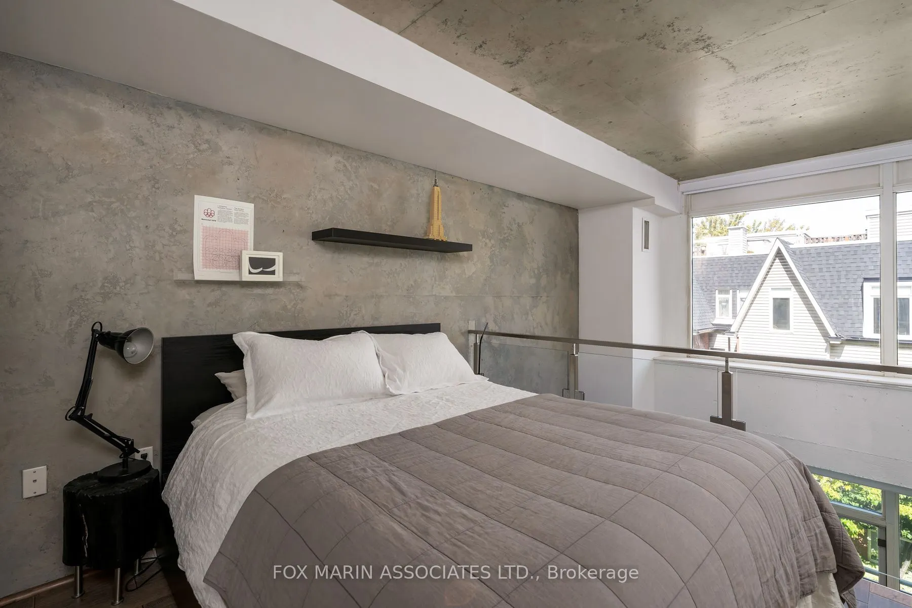 954 King Street W, #328