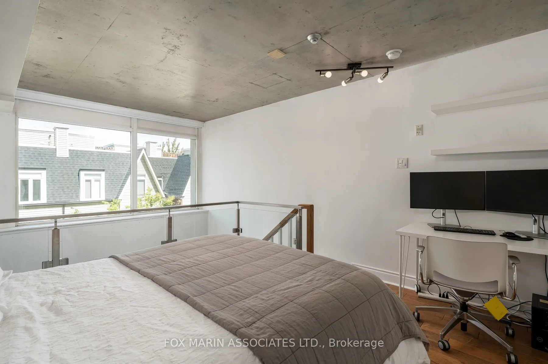 954 King Street W, #328