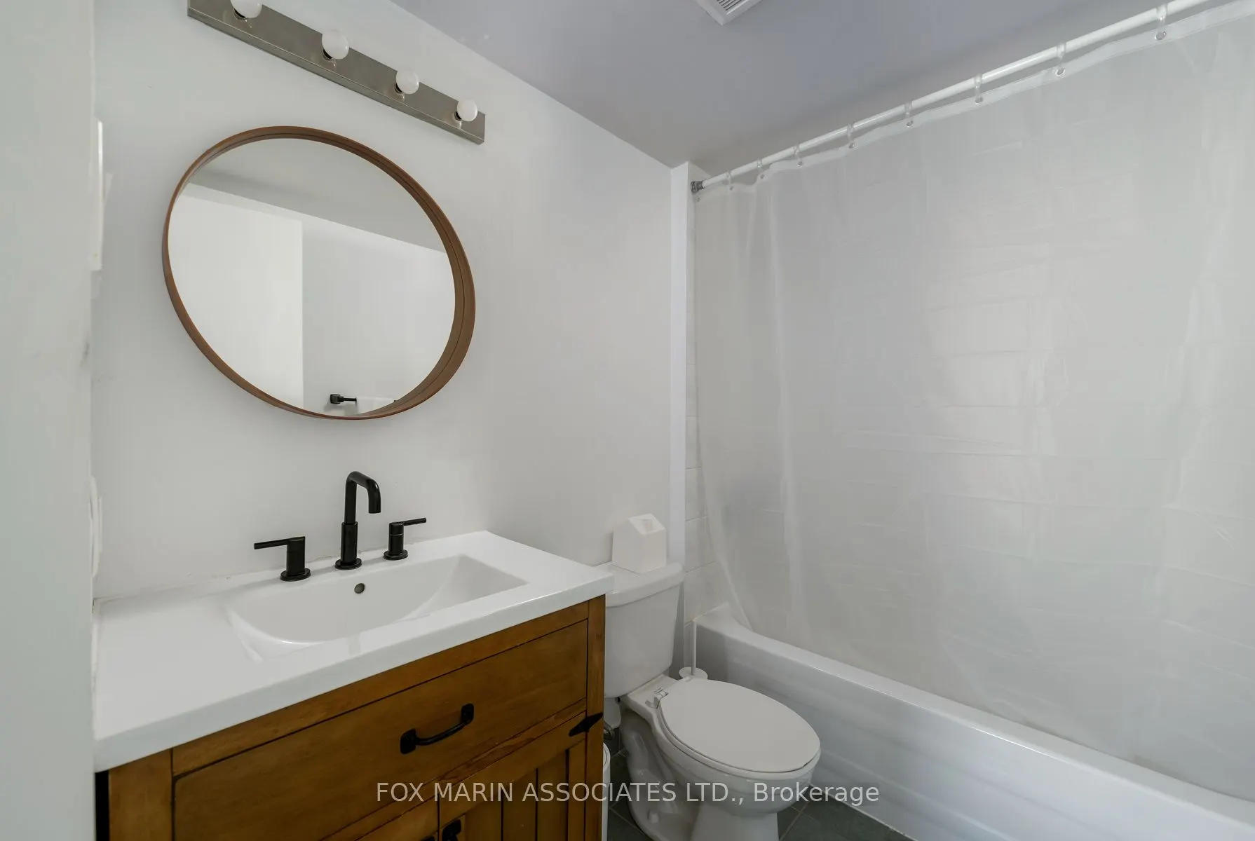 954 King Street W, #328