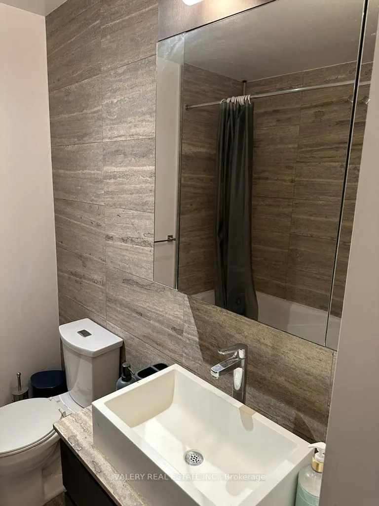 15 Iceboat Terrace, #4103