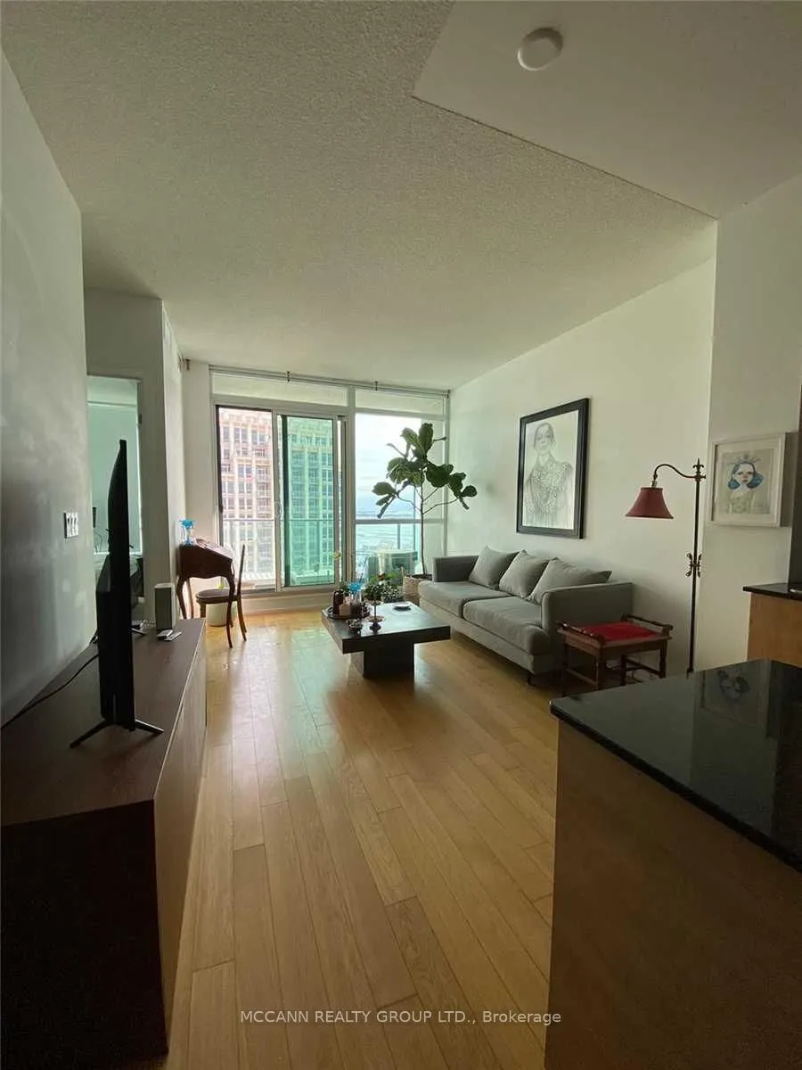 215 Fort York Boulevard, #3301