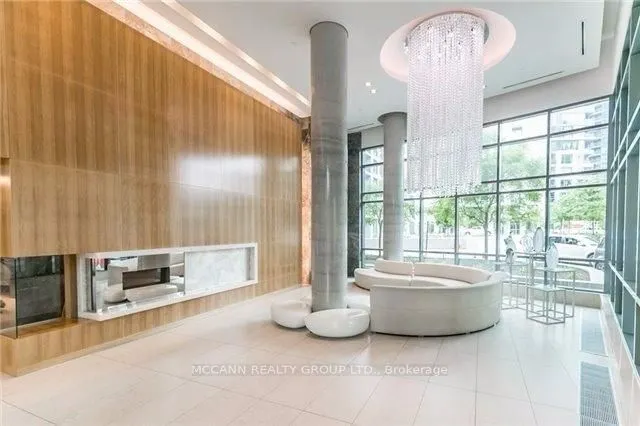 215 Fort York Boulevard, #3301