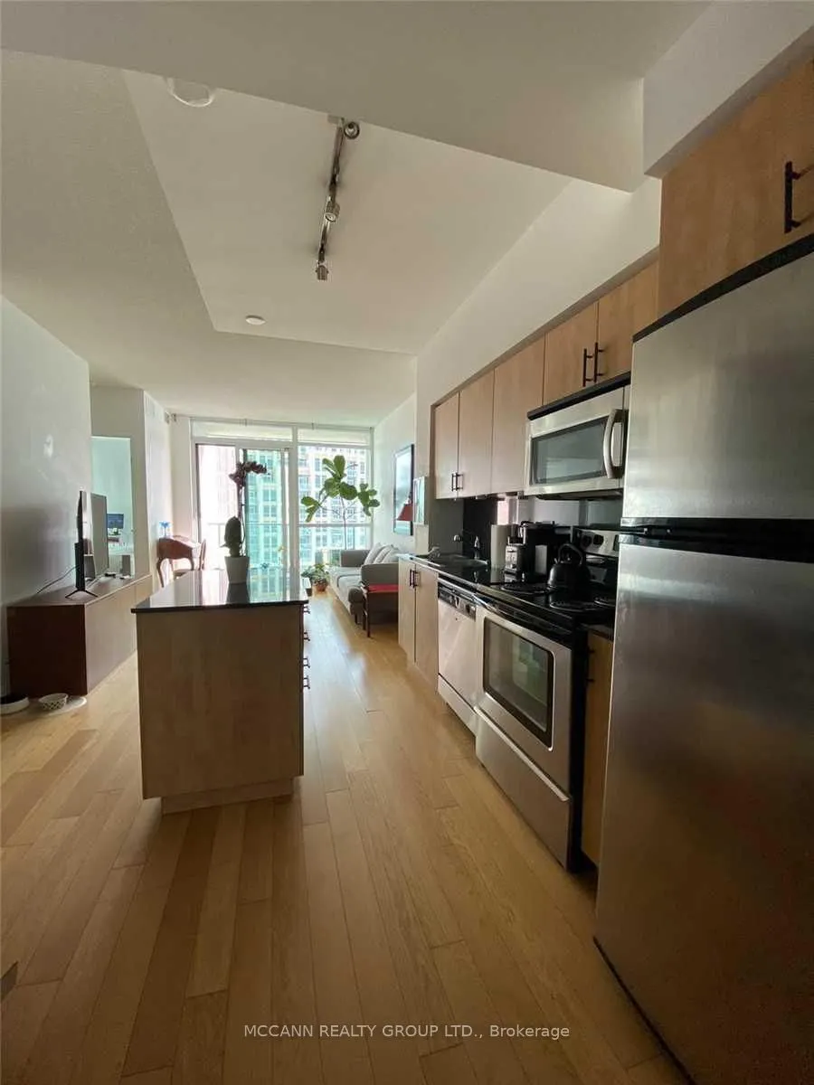 215 Fort York Boulevard, #3301