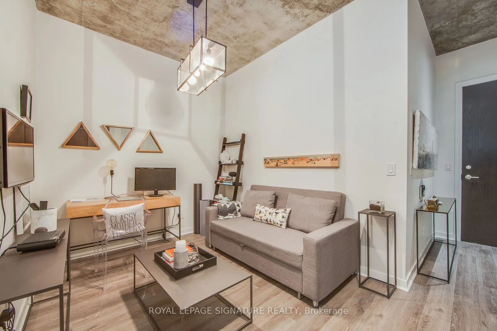 23 Brant Street, #408