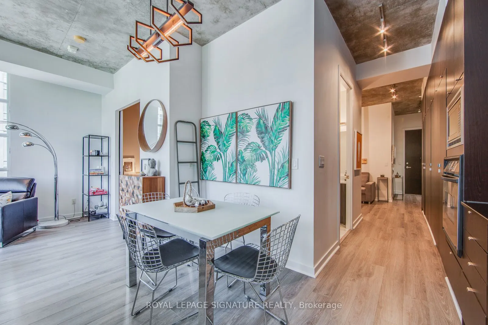 23 Brant Street, #408