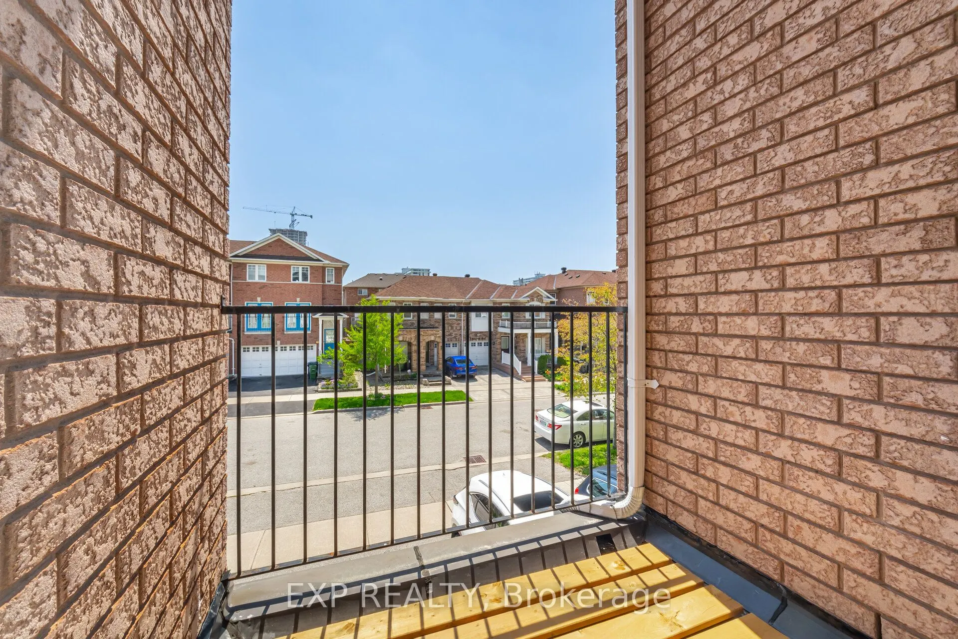 10 Seton Park Road