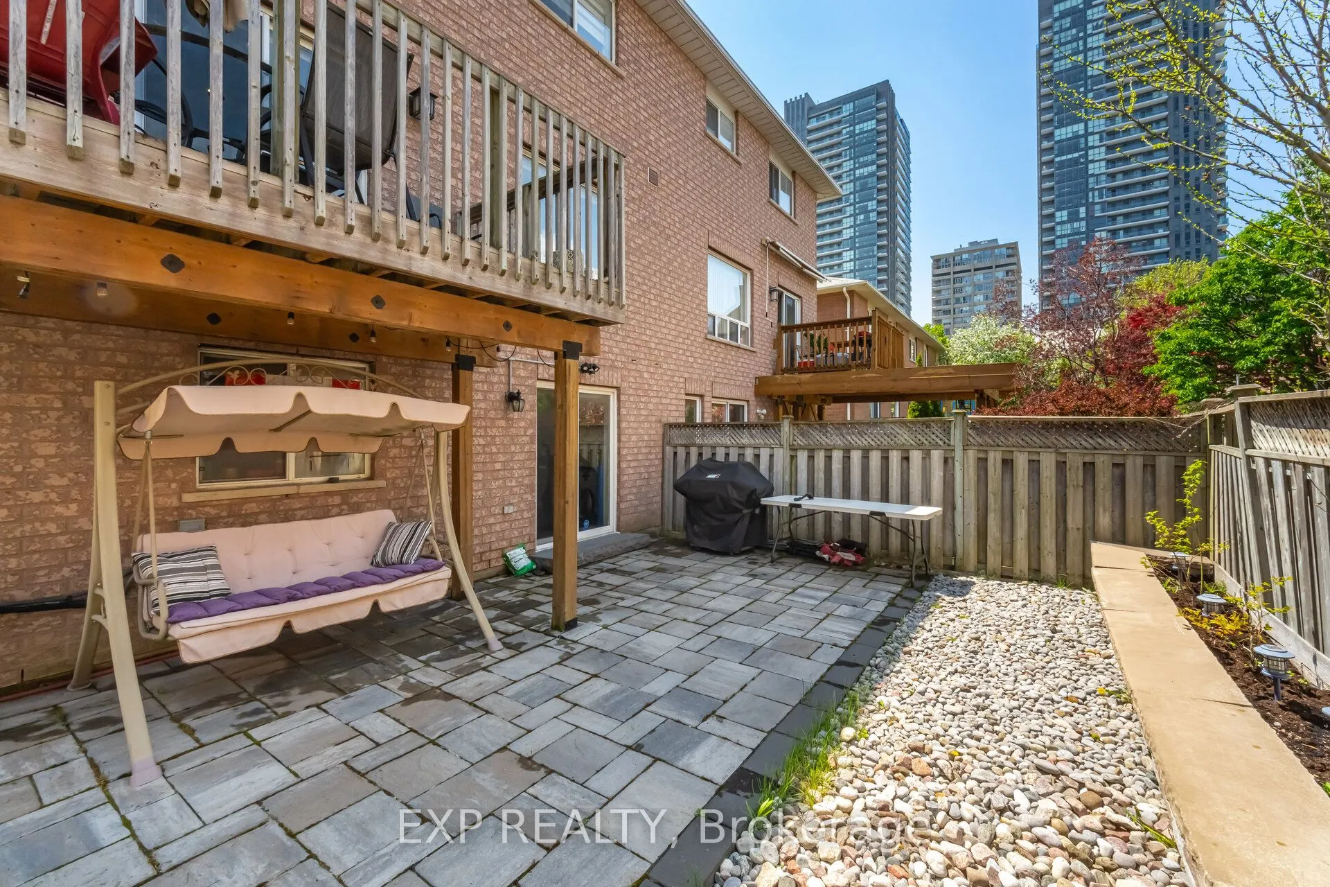 10 Seton Park Road
