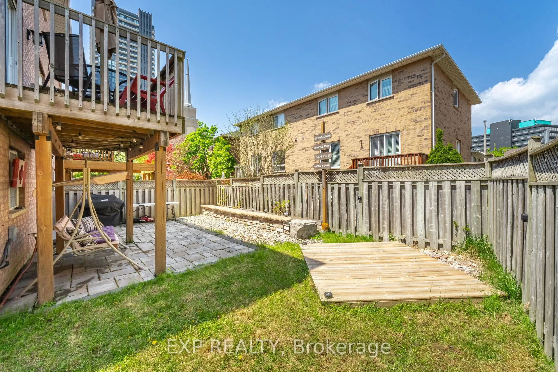 10 Seton Park Road