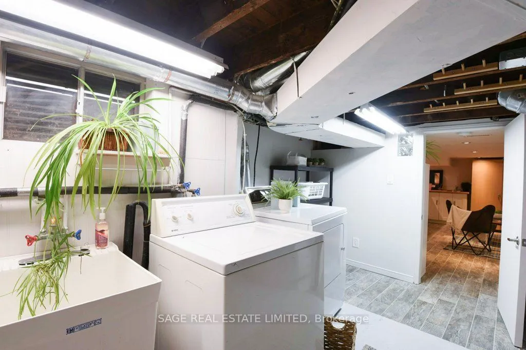 36 Alameda Avenue
