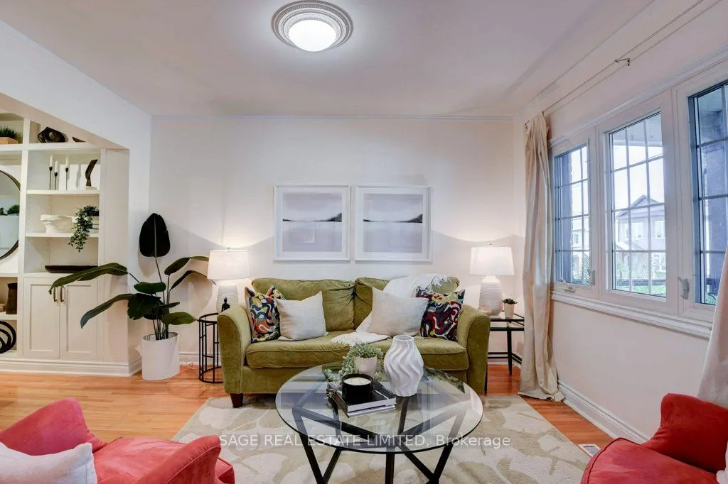 36 Alameda Avenue