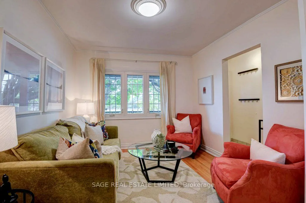 36 Alameda Avenue