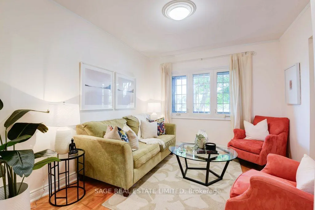 36 Alameda Avenue