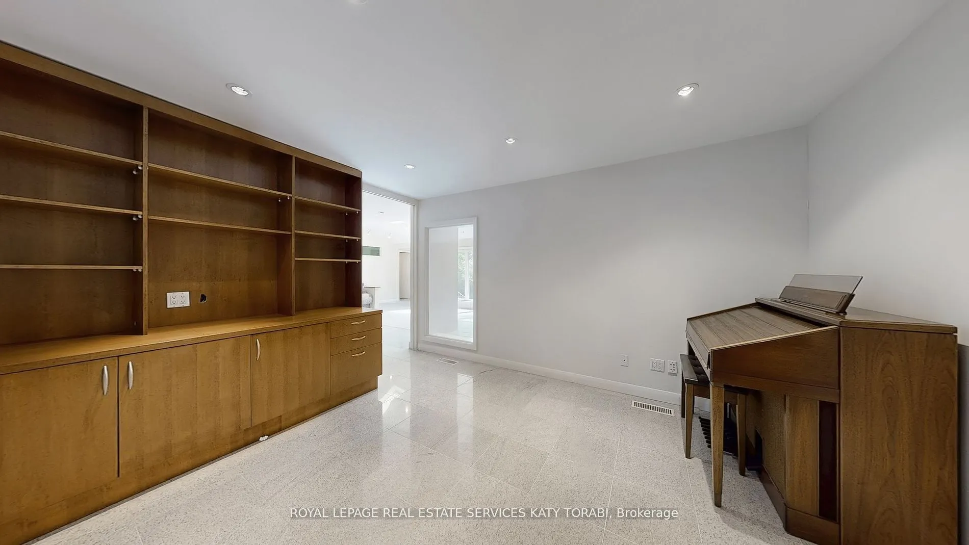 39 Harrison Road