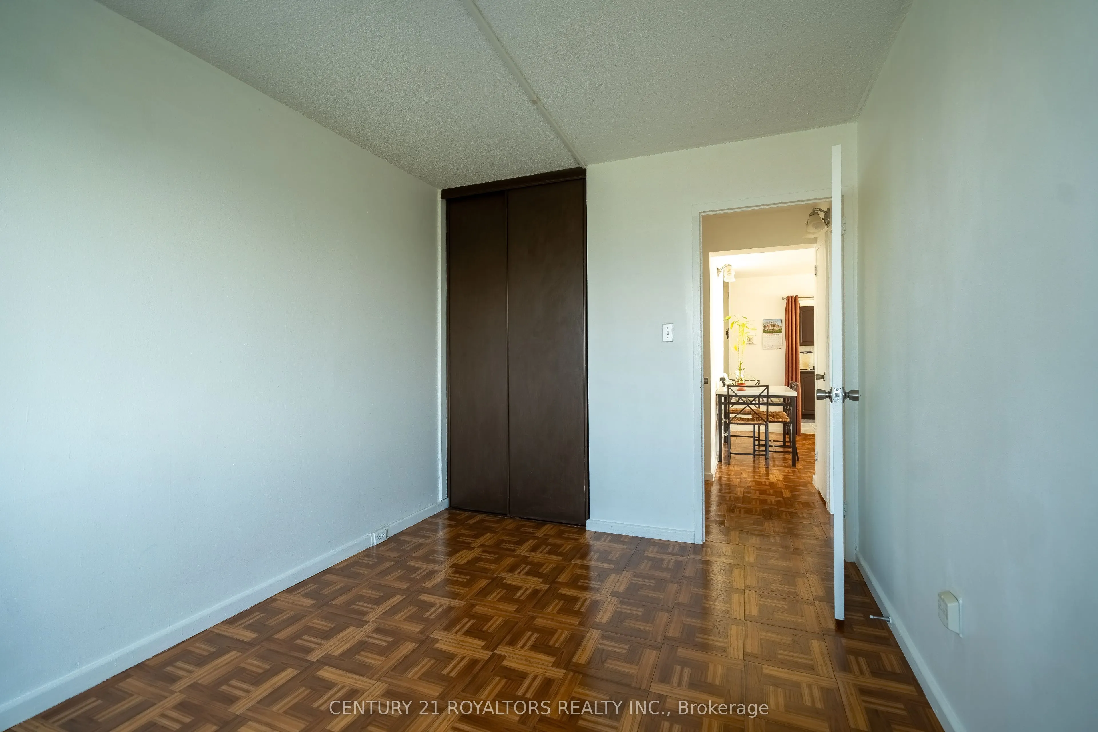725 Don Mill Road, #906