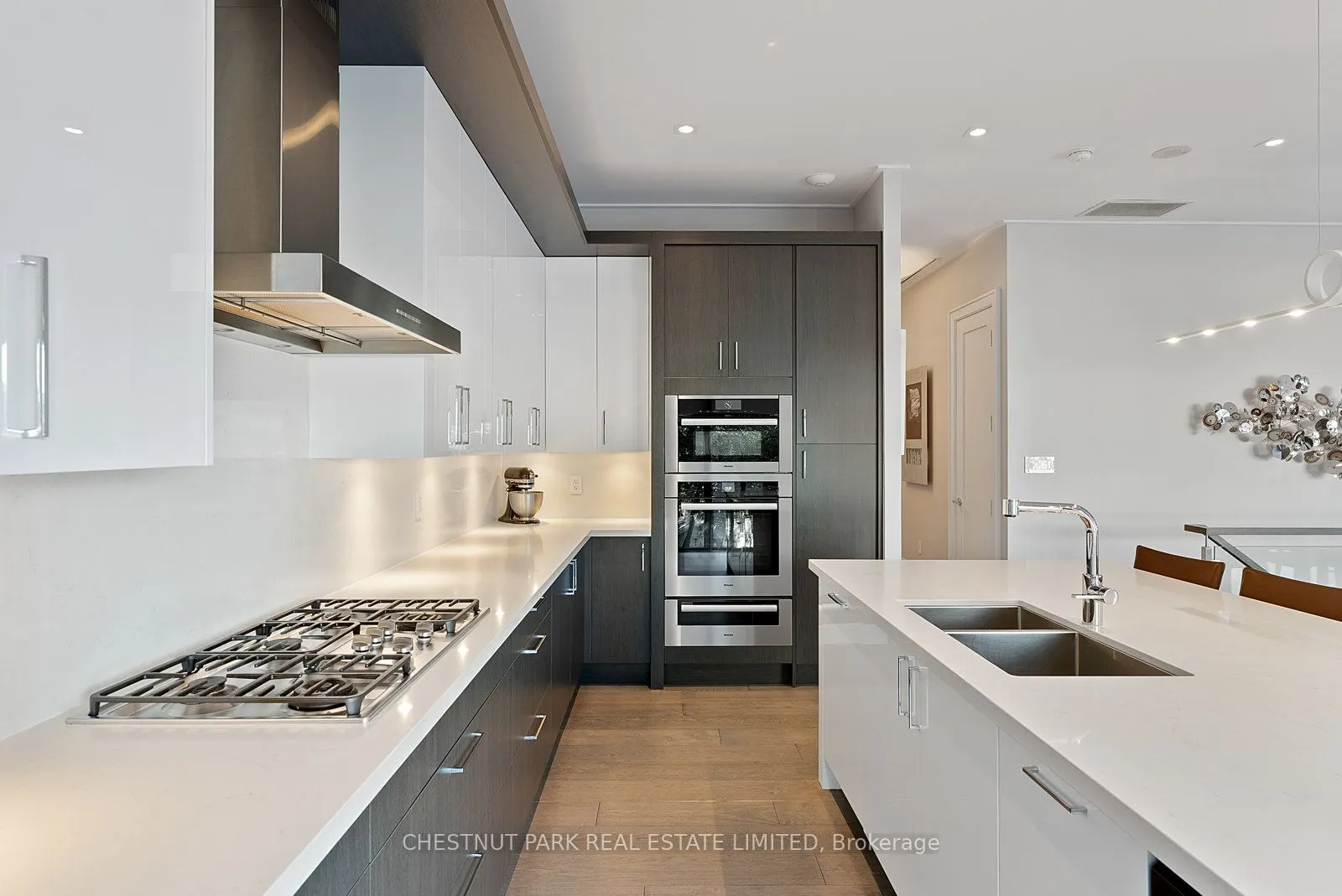 36 Hazelton Avenue, #3G
