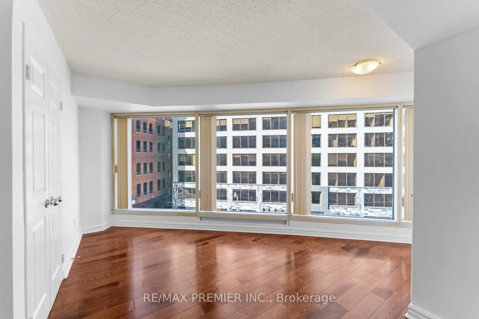 33 University Avenue, #502