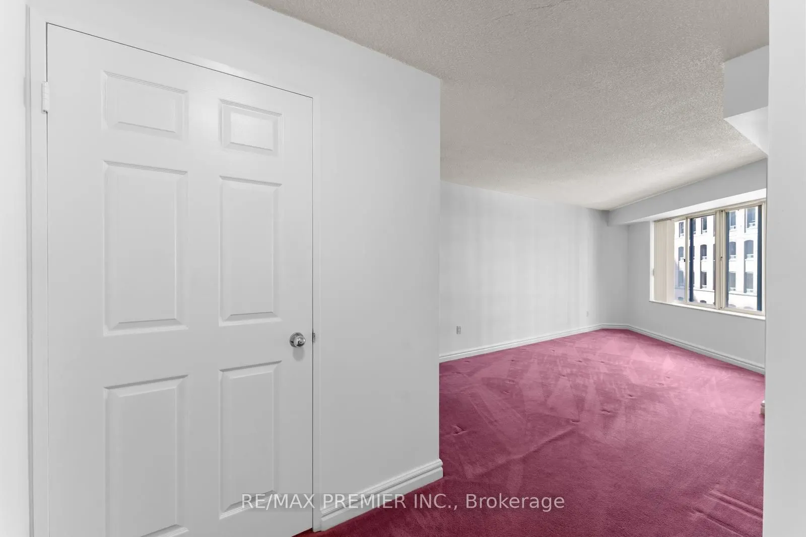 33 University Avenue, #502