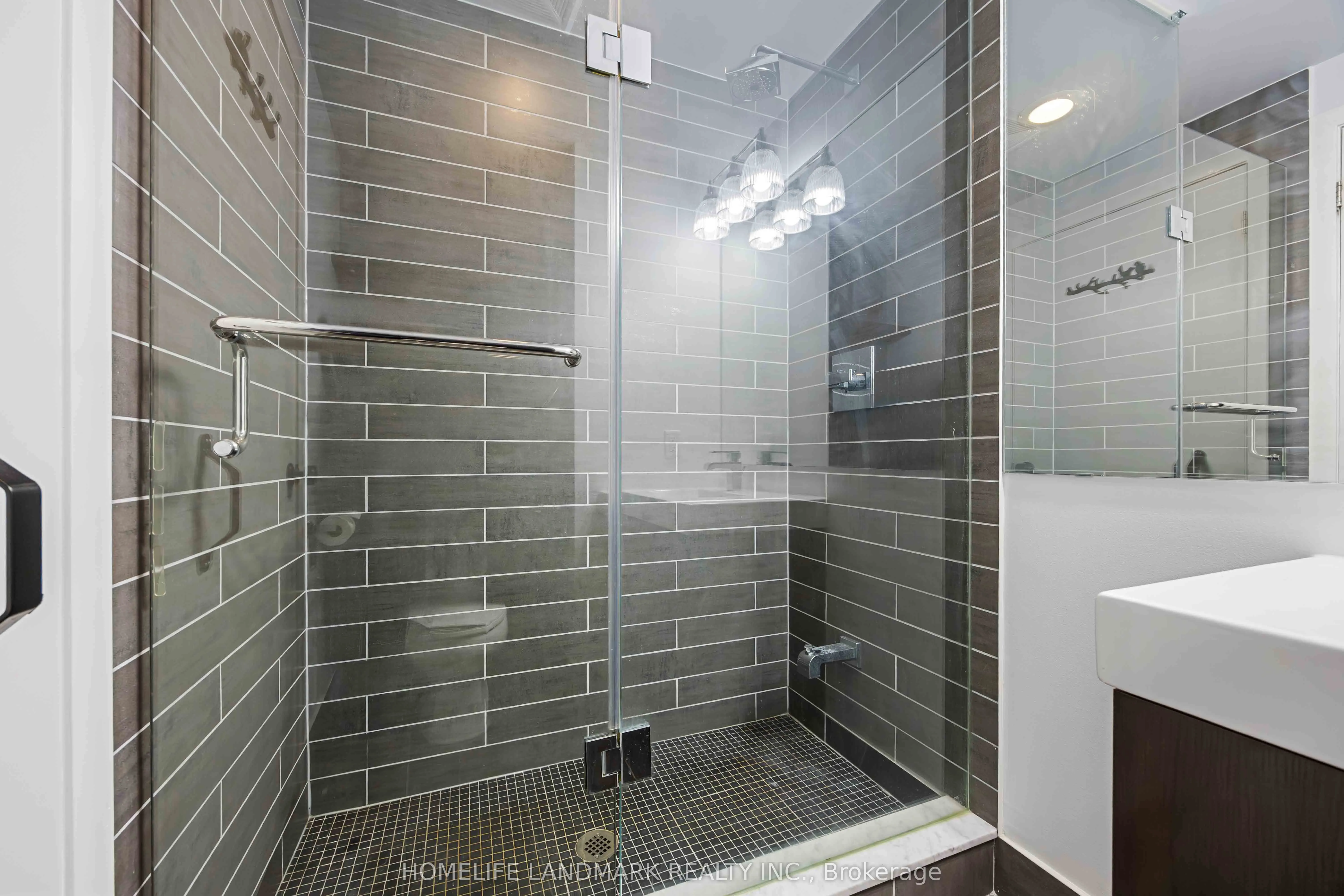 478 King Street W, #912