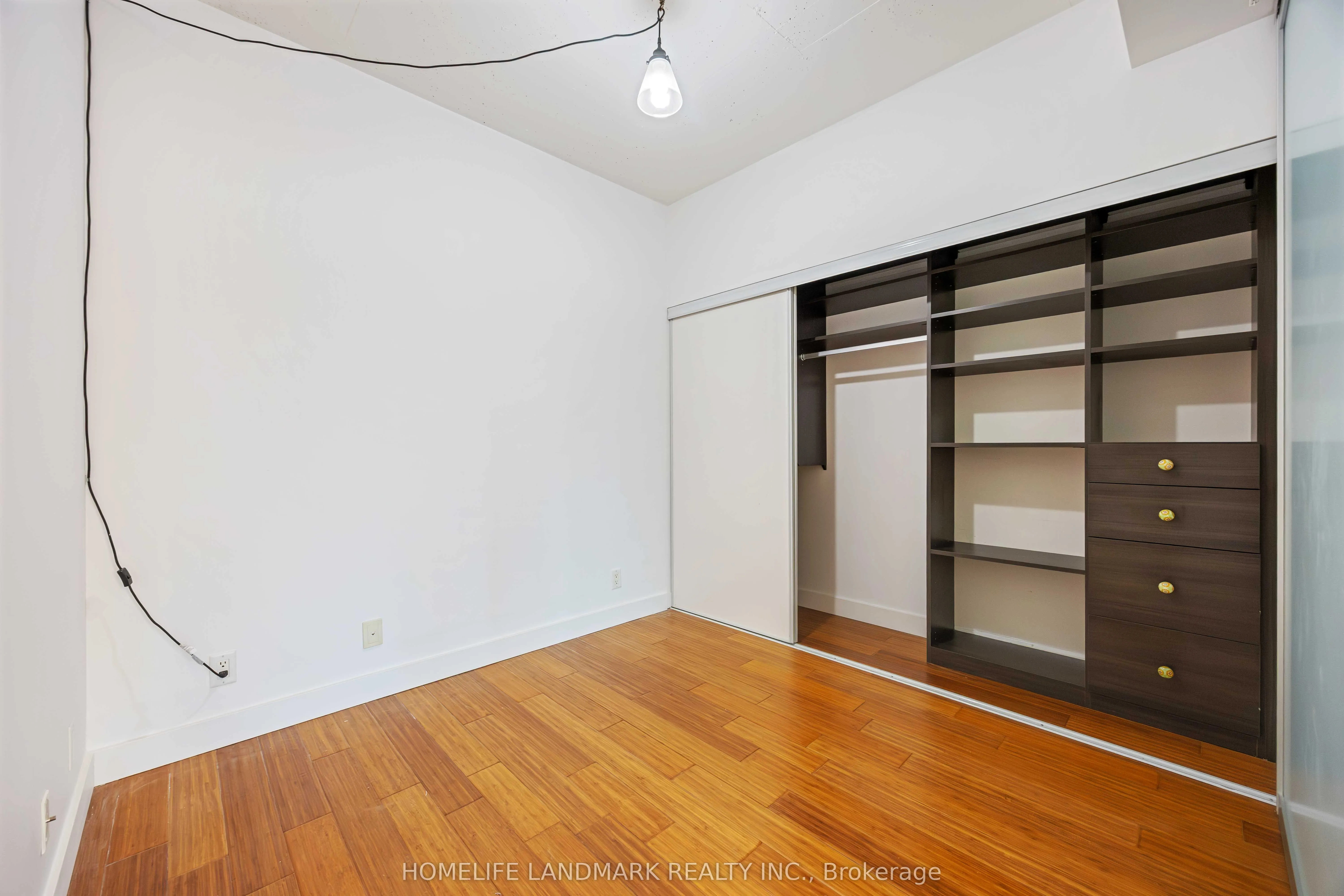 478 King Street W, #912