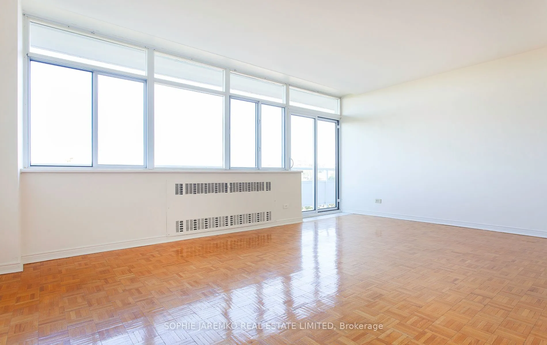 580 Christie Street, #814