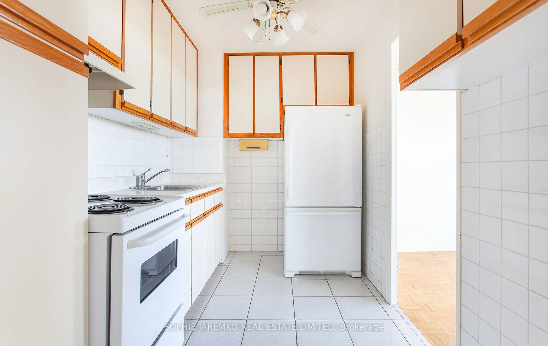580 Christie Street, #814
