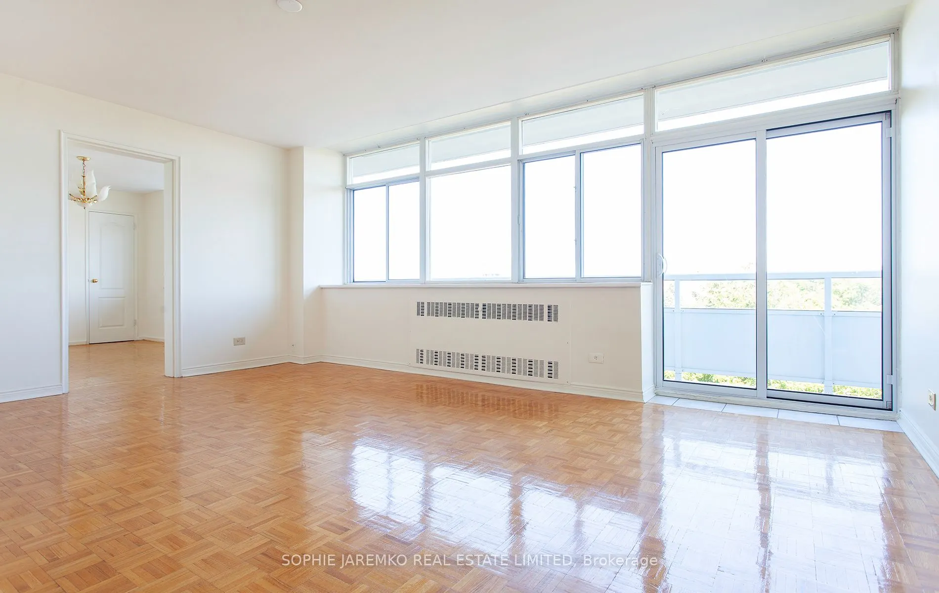 580 Christie Street, #814