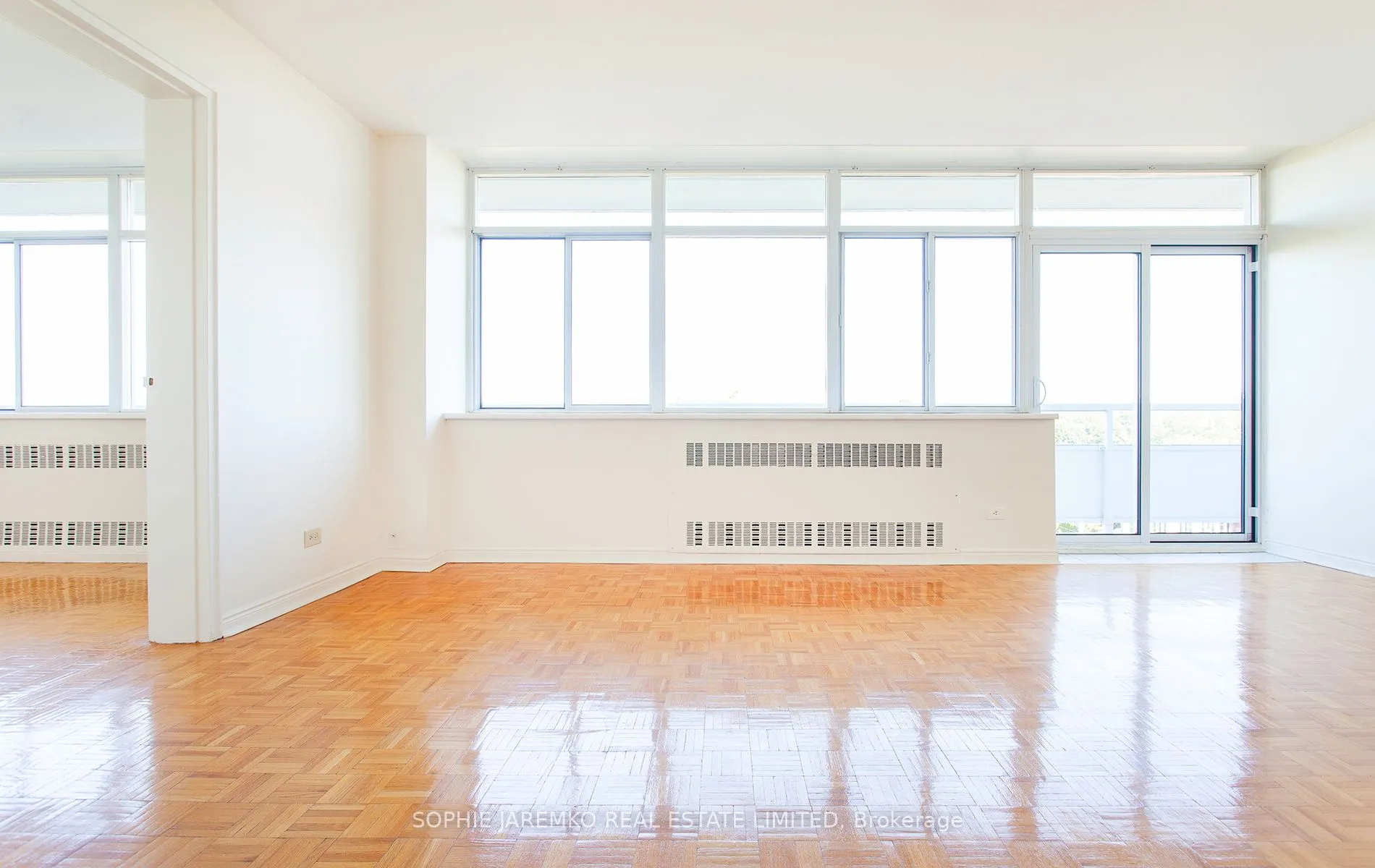 580 Christie Street, #814