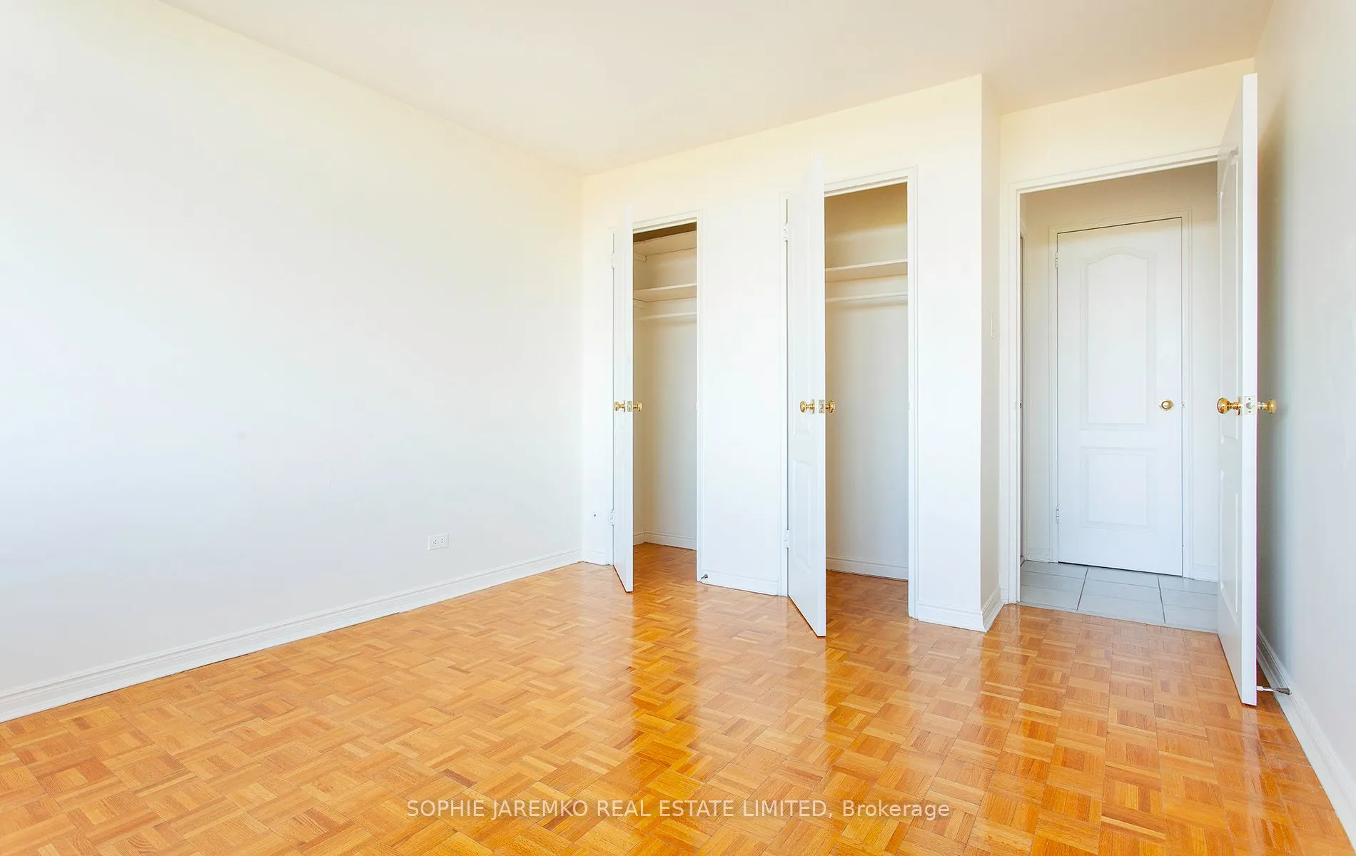 580 Christie Street, #814