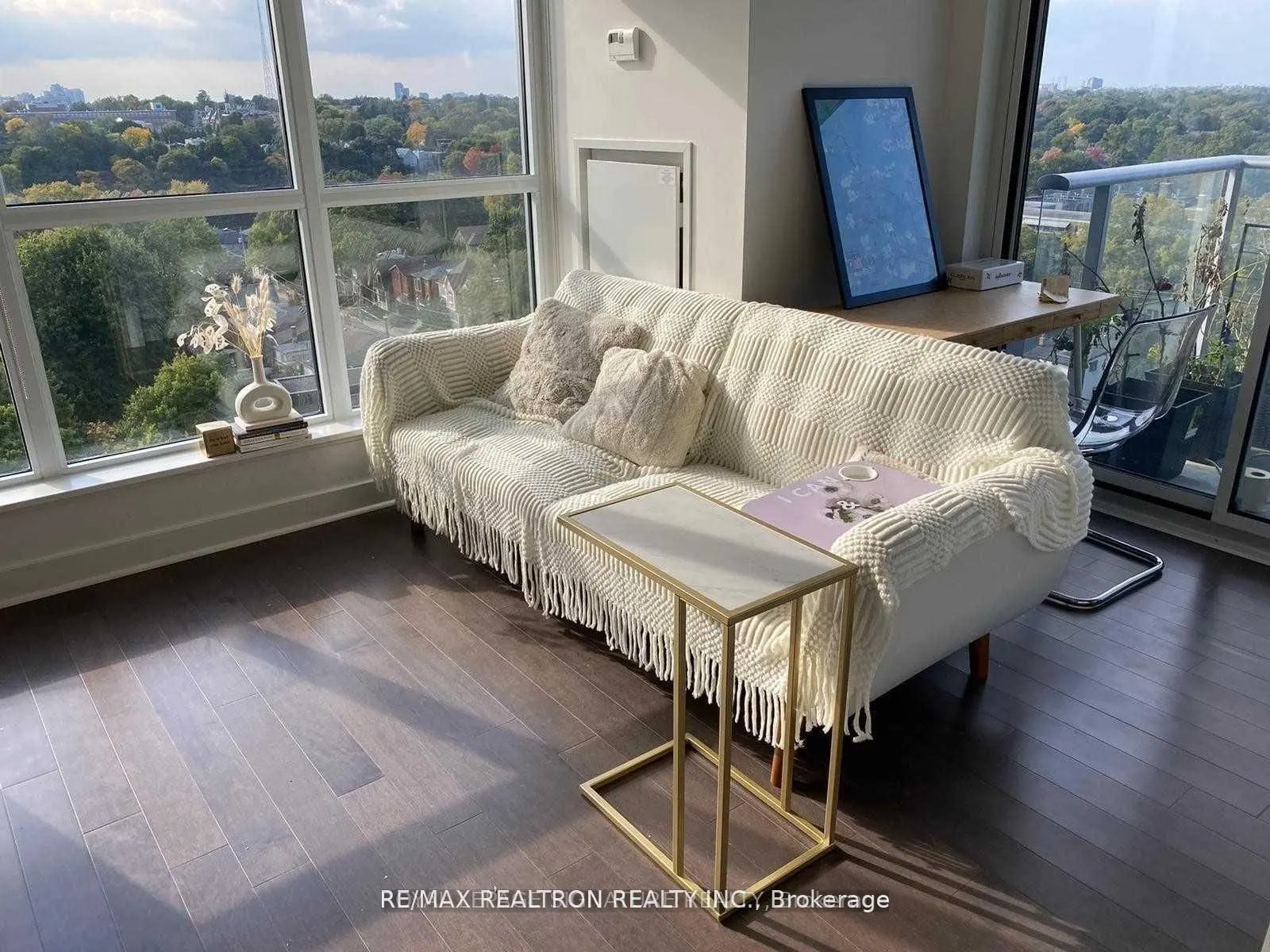 58 Orchard View Boulevard, #1102