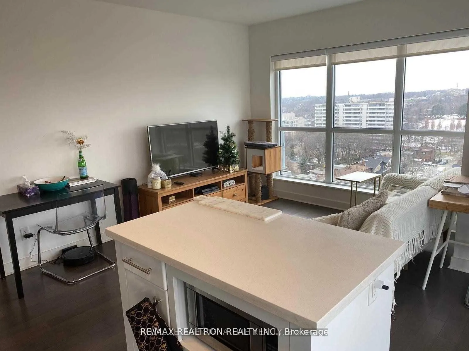 58 Orchard View Boulevard, #1102