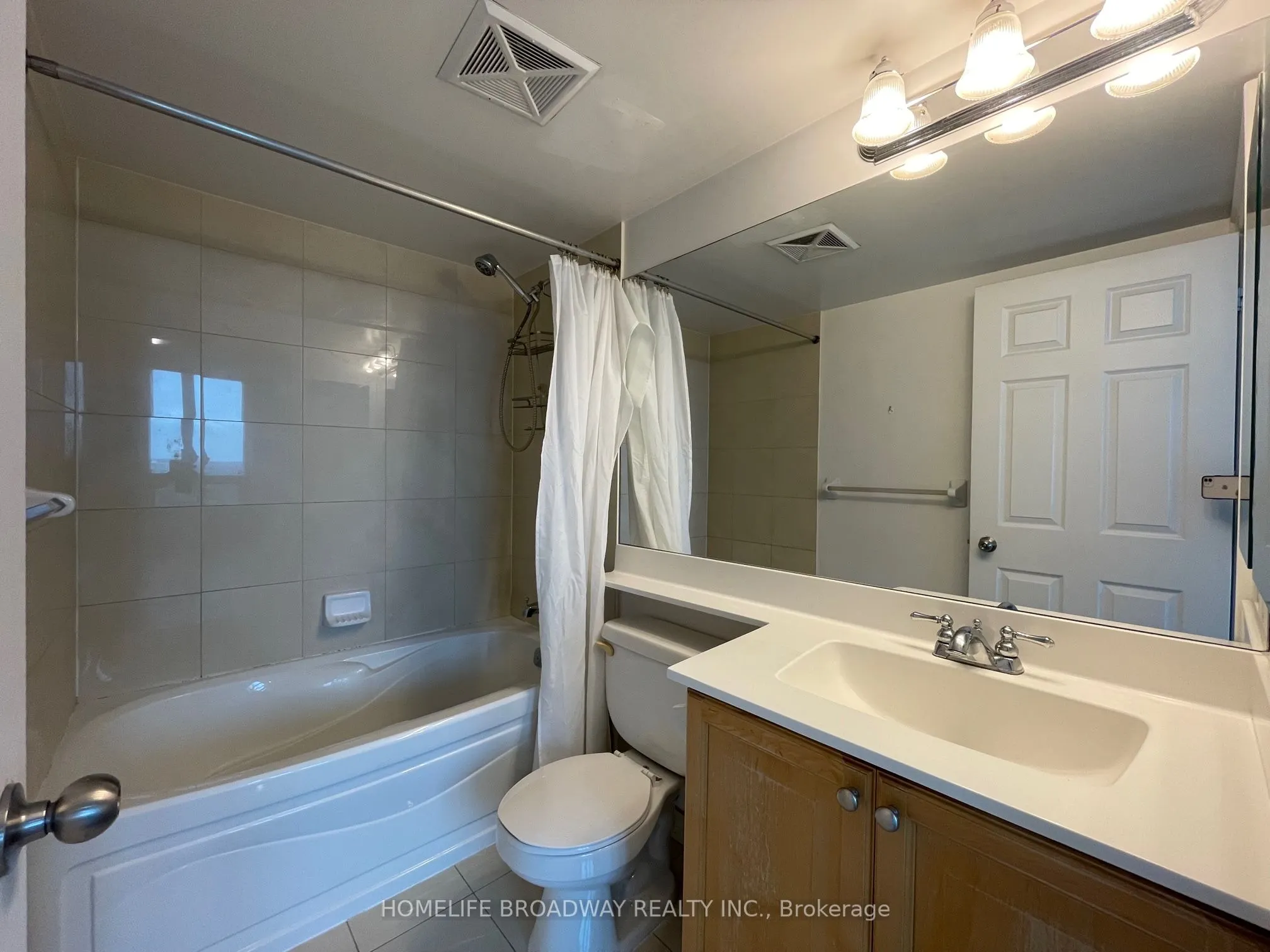 25 Greenview Avenue, #1720