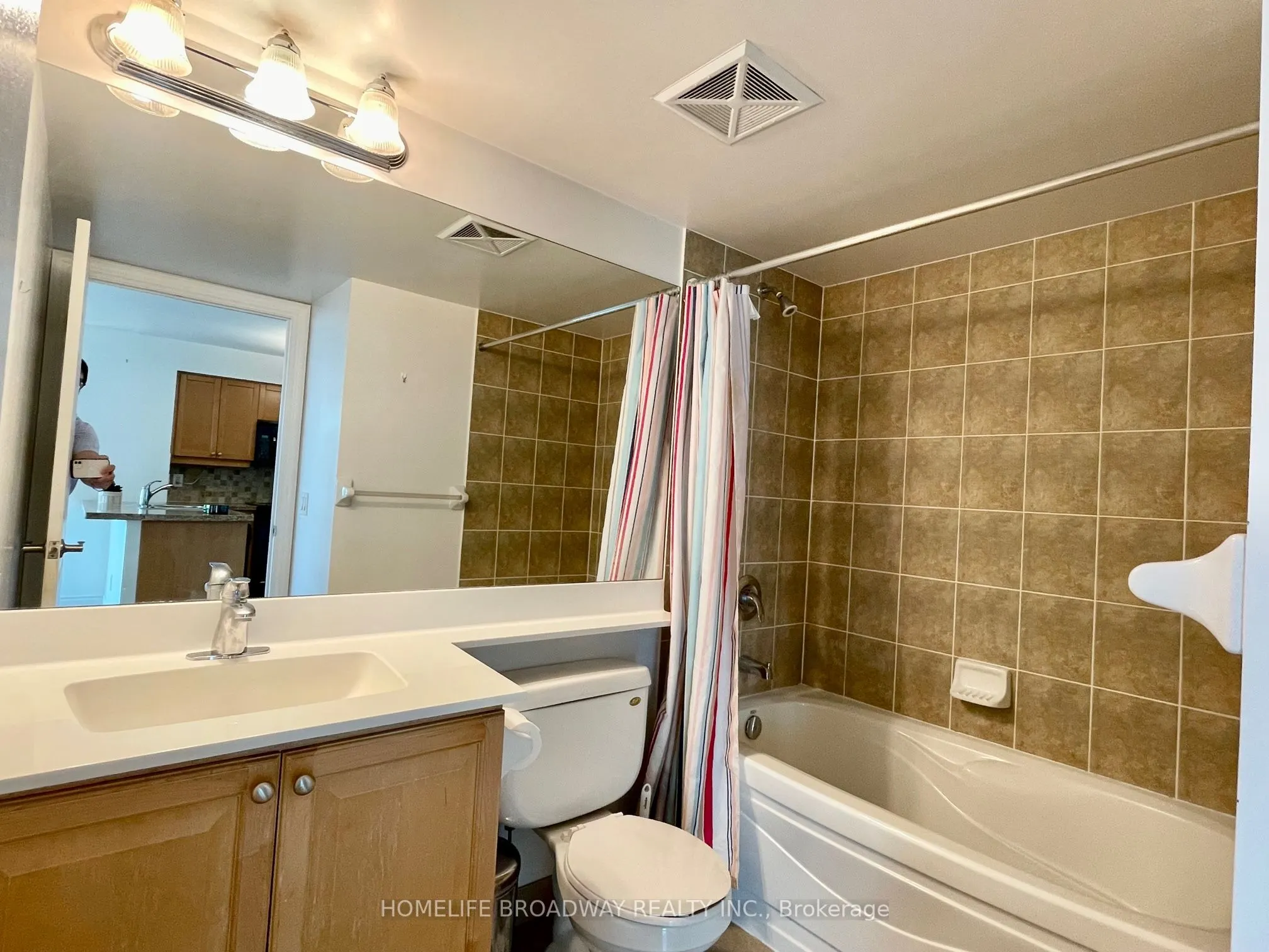 25 Greenview Avenue, #1720