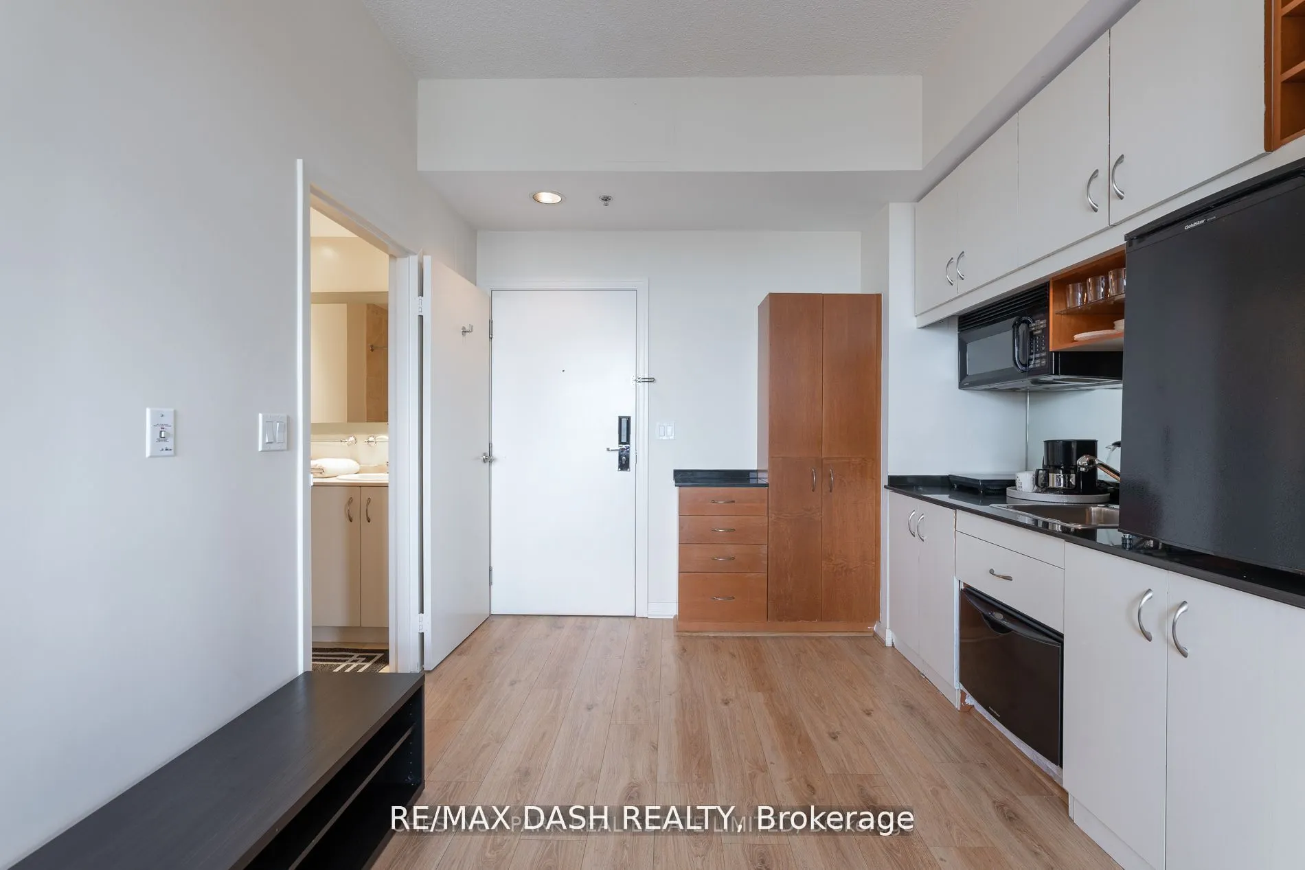 1 King Street W, #2904