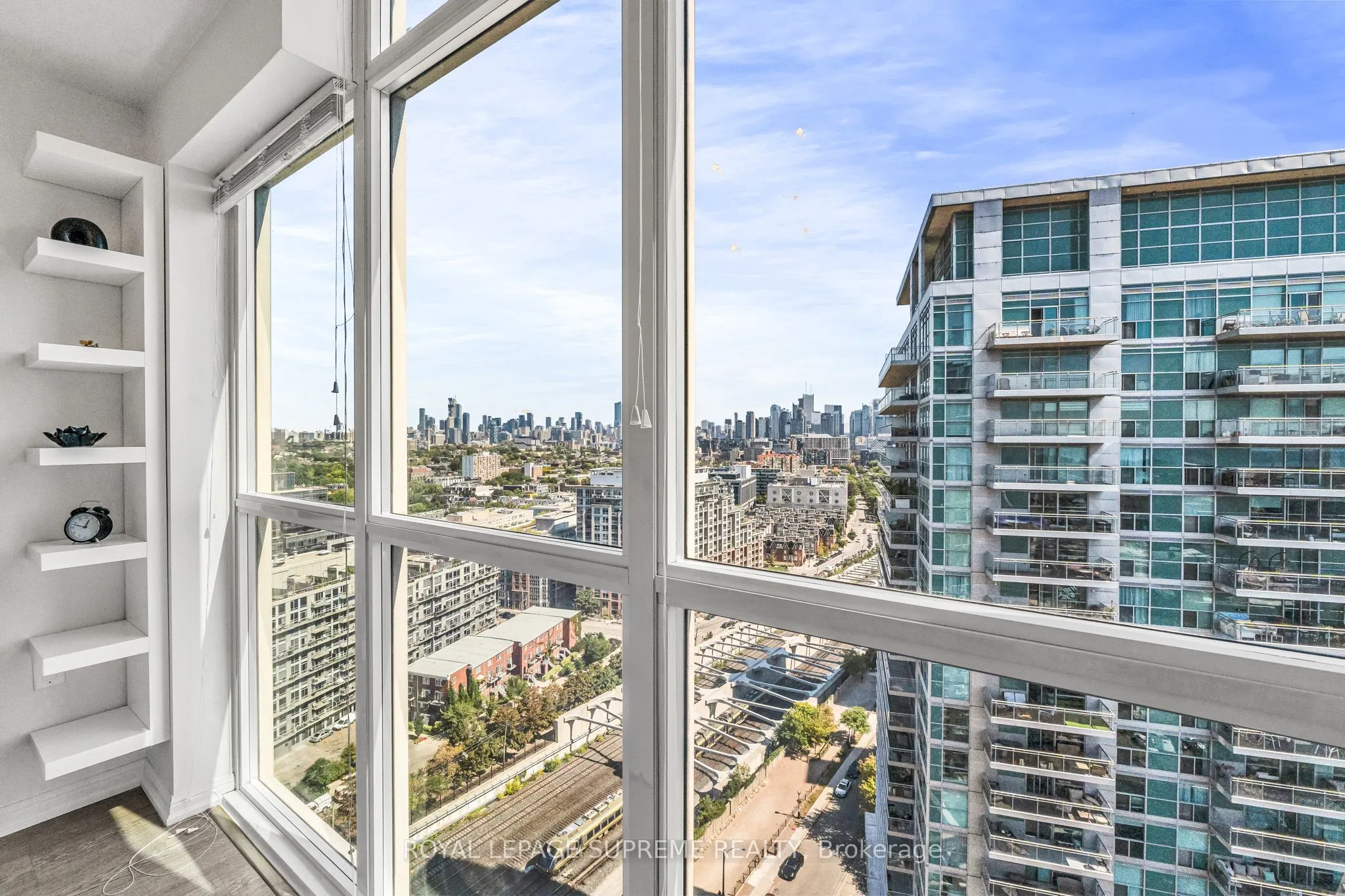 125 Western Battery Road, #2305