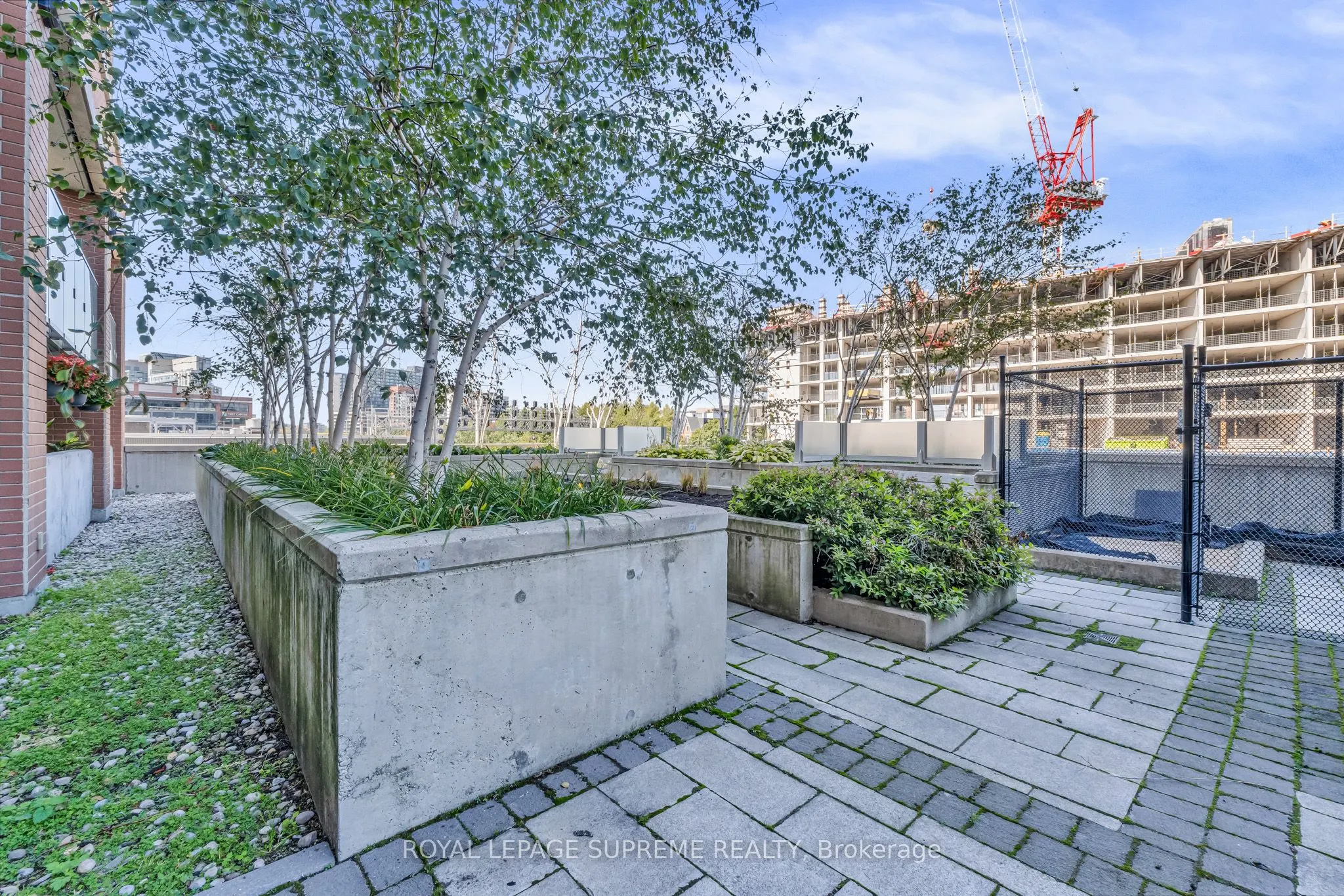 125 Western Battery Road, #2305